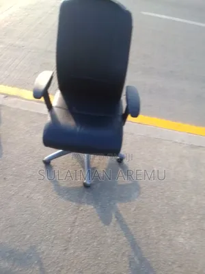Strong Executive Director Chair