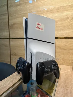 PlayStation 5 Slim Disc Version - Amfani da UK