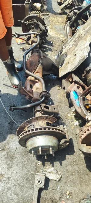 Cadillac Escalade Back Axle (2004-2006)