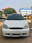 Ford Focus 2001 White - 1