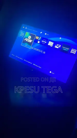 PlayStation 4 Slim