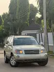Toyota Highlander 2003 Gold - 2