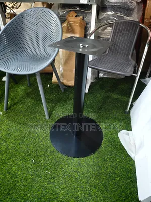 Standard Metal One Pole Table Leg - Black