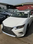 Lexus ES 2018 White - 2