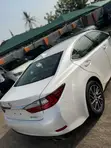 Lexus ES 2018 White - 5