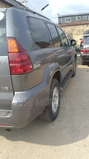 Lexus GX 470 Sport Utility 2005 Grey