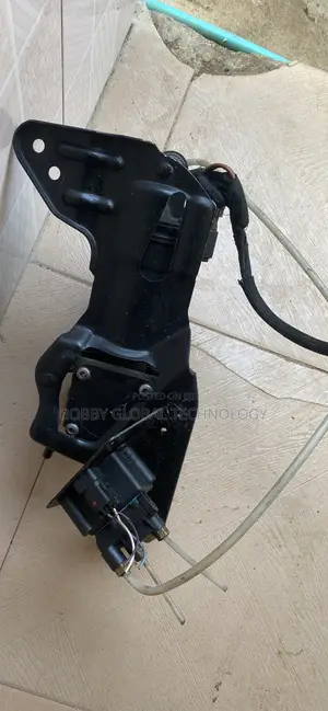 Mercedes-Benz AMK Air Suspension Compressor Pump
