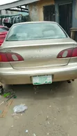 Toyota Corolla 2000 Zinariya - 3