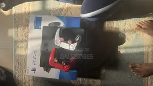PS4 Slim 500GB/1TB Hacked with 7 Games