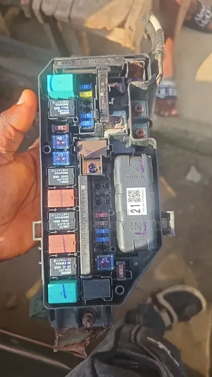 Honda Accord Engine Fuse Box (Used)