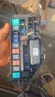 Honda Accord Engine Fuse Box (Used) - 1
