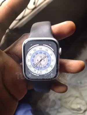 Apple Watch Series 8