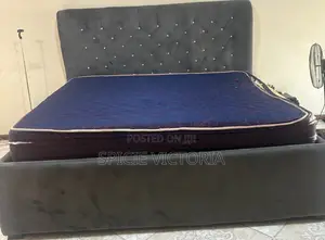 Royal Katifa - Super King, Medium Soft, An Yi Amfani Da Ita