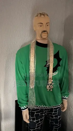 Used Full Body Woman Mannequins Set