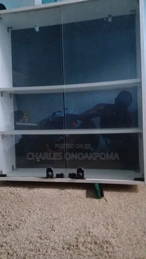 Amfani da HDF TV Stand - Fari