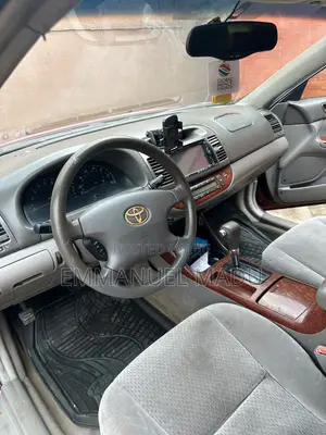 Toyota Camry 2003 Red