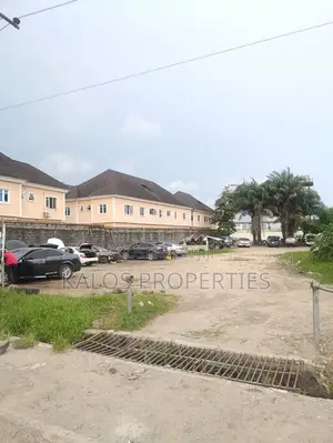 1,826 SQM (3 Plots) Dryland Abijo GRA