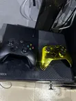 Xbox One with 2 Controllers and 5 Games - 4