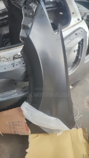 Toyota RAV4 Left Fender (2013-2018)