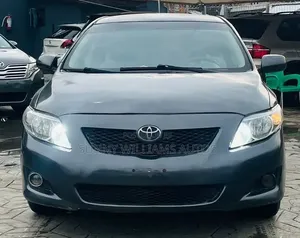 Toyota Corolla 2010 Gray