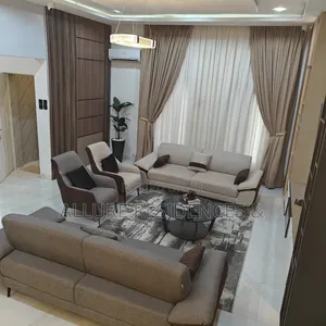 Gidan Kwana 5-Bedroom a Riverpark Estate, Abuja | WiFi & Daukan Matafiya
