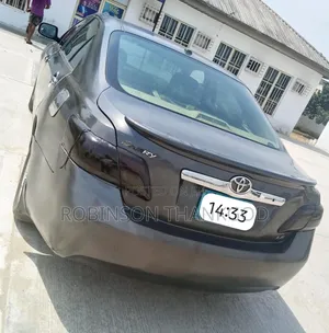 Toyota Camry 2010 Grey - Kasuwar Rini