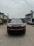 2016 Toyota Highlander Red - 4