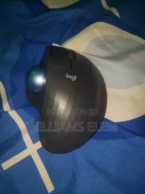 Logitech M575 Wireless Trackball Mouse