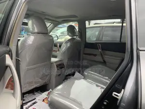 Toyota Highlander 2010 Grey