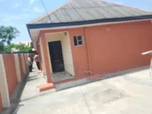 Mini Flat don haya a Awobo, Igbogbo, Ikorodu