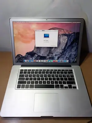 Apple MacBook Pro 2010 8GB RAM Intel Core i7 750GB HDD