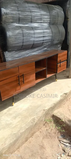 Home Interiors 5ft TV Stand - Brown