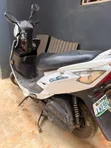 Kymco Agility 125 Scooter 2019 White - 2