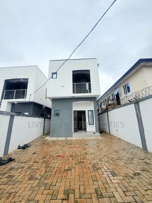4-Bedroom Duplex don siyarwa a Olowora Magodo Phaze 2, GRA Shangisha