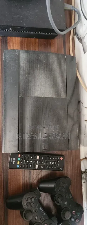PlayStation 3 Super Slim with 15 Games & 2 Controllers