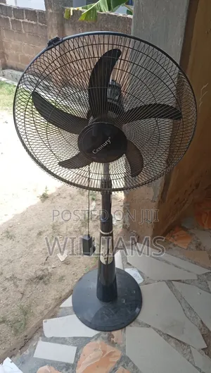 Century Rechargeable Fan - An Yi Amfani Da Shi, Baturi Mara Ƙarfi