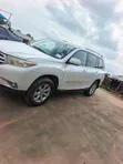 Toyota Highlander SE SUV 2011 - 5
