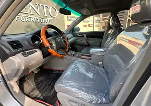 Toyota Highlander 2008 Launin Azurfa