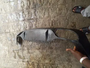 Bakin Bumper na Mercedes-Benz E300 2018