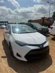 Toyota Corolla 2017 White - 1