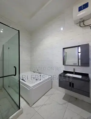 5 Bedroom Fully Detached Duplex da BQ & Pool a Ikota, Lekki