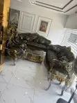 Royal Sofa Chair tare da Center Table da Stools - 1