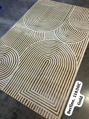 Royal Treasure Center Rug - Brand New