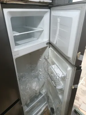 Hisense 240L Firijin Sama Mai Daskarewa