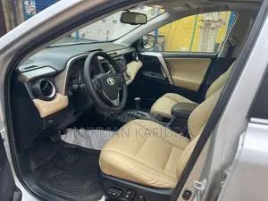 Toyota RAV4 2014 Limited Silver