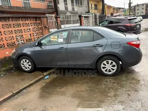 2014 Toyota Corolla Gray