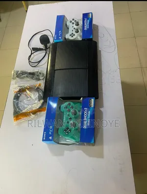 PlayStation 3 Superslim - 124GB, Kwamando 2, Wasanni 15