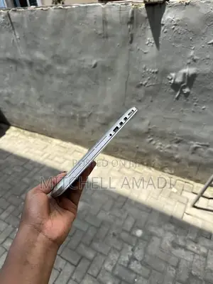 Apple MacBook Pro 2015 13" 8GB RAM, 256GB SSD