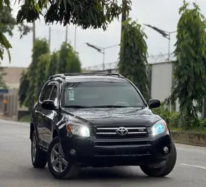 Toyota RAV4 2008 Baki