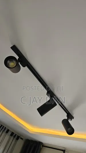 40W Track Light Mai Gyara - 3-in-1 Mai Canza Launi (Baki)
